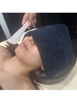 久遠(クオン)/ジェル塗布