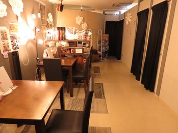 スターパール(St Pearl)/落ち着いた店内