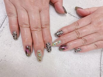 ネイル ビューティーマジック 葛西本店/レオパード柄ネイル