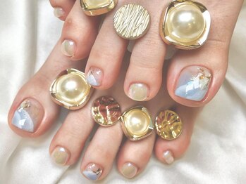 ナナズネイル 西小倉店(NANA's Nail)の写真/フットバス付で 艶々で魅せる足へと大変身！かかとの乾燥が気になる方におすすめ◎