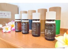 ユラリ(YuraLi)の雰囲気（３０種類のアロマの香りから直感的に数種類を選びます。）