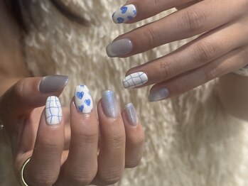 マグネットネイル×色鉛筆ネイル