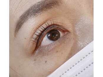 ザラボアングゥ(The Labo ungu)/パリジェンヌラッシュリフト