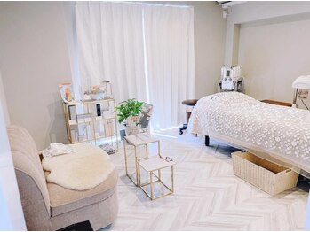 アベニール(AveniR)/エステルーム