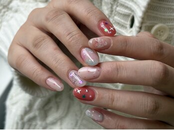 ミニョン 北堀江(mignon)の写真/《ショートネイル派さんも大満足》人と被らない凝ったデザインも当店にお任せ◎トレンド感のある仕上がりに