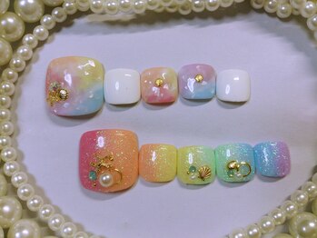ネイル サロン ラグゼ(Nail Salon Luxe)/フット　アートフリー　12000円