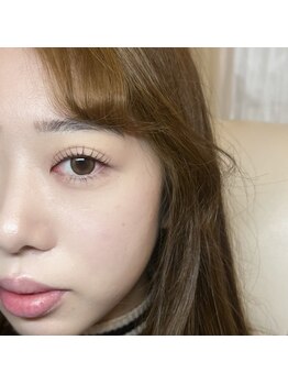 ウイ(u`iii)/まつ毛パーマ上