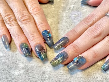 エムネイル(M nail)の写真/デザインを豊富にご用意！ストーンを使った上品なデザインからトレンドアートまで♪スカルプも対応◎