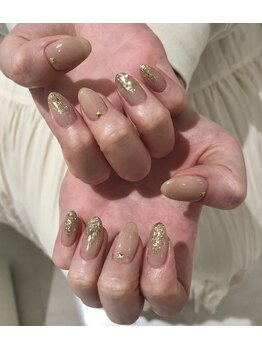 ブラウンベージュ　ラメグラデ