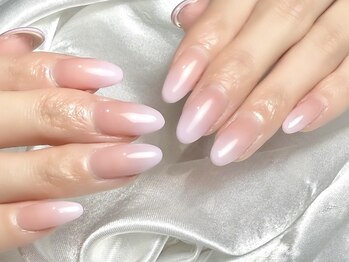 プリュム(plume)/ピンクグラデーションネイル