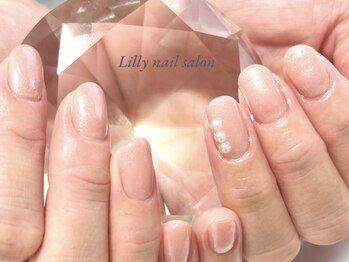 リリー(Lilly)/パールワンポイントネイル