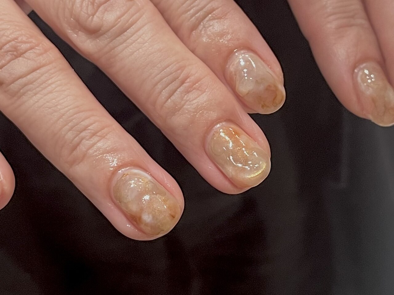 No.346 ネイルチップ 赤 ニュアンス うるうる マグネット 秋 紅葉