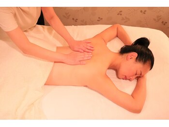 ボディセラピー エピ/アロマセラピー(芳香療法)