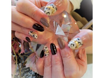 ネイルサロン スクール アンジェラ 水戸本店/秋冬人気デザイン:レオパード♪