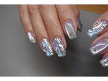 エヌ(enu)の雰囲気（nail design）