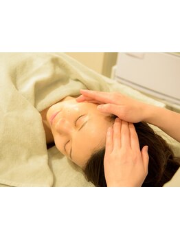 ホウレイ線・たるみ改善！予防ケア