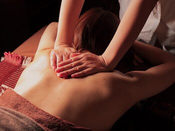 春陽リラクゼーションの写真/洗練された本場中国の技術で身体の深いコリまで徹底アプローチ☆日々の疲れを癒す特別な時間に◇