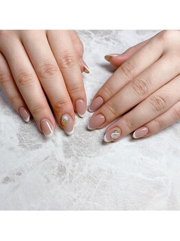 エーナイン イオン釧路店/エレガントなフレンチネイル
