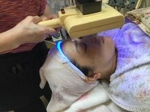 エステバーバー石橋の雰囲気（ウッドランプを使用したお肌診断☆ご希望の方はお声がけください）