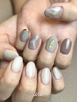 アイユー 千葉(iu.)/大理石とマグネットのちぐはぐ