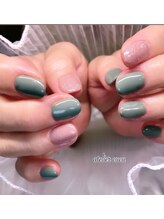 アトリエ クク(atelier cucu)/フラッシュネイルをアクセントに