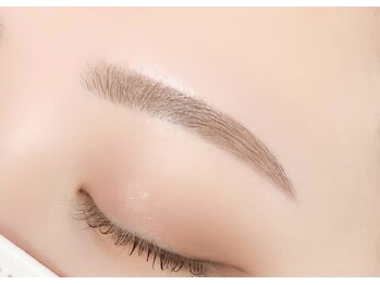 ニクシーアイブティック(Nixie Eye Boutique)/眉毛/まゆげ/美眉スタイリング
