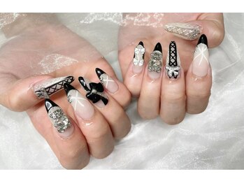 フレンチネイル　地雷ネイル