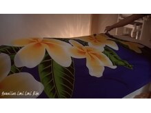 ハワイアンロミロミ ニコ(Hawaiian LomiLomi NIKO)の雰囲気（フットバスで体を温めます。照明を落とし、リラックス空間♪）