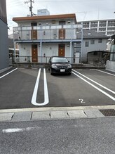 ラヴィナロマ(Ravinaroma)/サロン駐車場のご案内