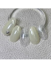 フラワーストーンネイル