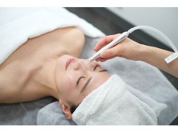 リオンズ 千葉アリオ柏店/角栓除去【フェイシャル】