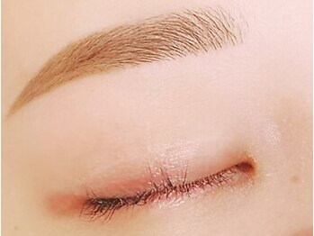 グランアイ 関目店(GRAN EYE)の写真/美眉スタイリングで憧れの目元に。眉毛のお悩みはプロにお任せ、翌日から眉メイクが楽に♪