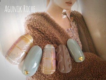 アグニークリッシェ(Agunik Riche)/【ニットネイル】