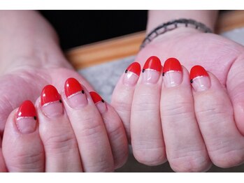 プチリリィ(Petit Lily)/赤のストレートフレンチ