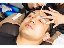 眉毛の匠/大人の落ち着きと凛々しさを纏う