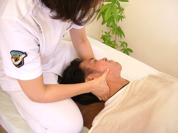 クリニカルカイロプラクティック燕/《施術3》