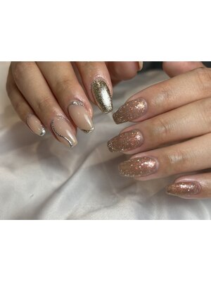 nail  / eye room yate'