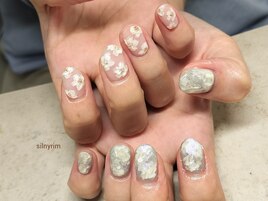 アシンメトリーニュアンスネイル