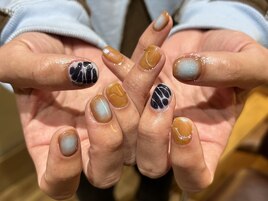 個性派ニュアンスネイル