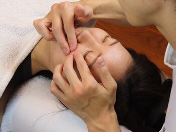 道下カイロプラクティック整体院の写真/【返金保証有・実力派サロン】様々なお店に通ったけど効果を感じられない、頭痛＆小顔でお悩みの方必見！
