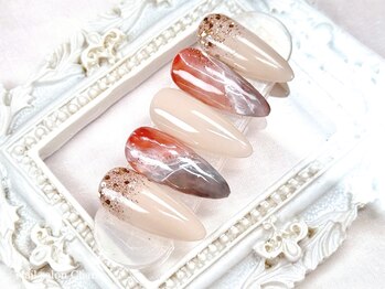 カリス(Charis)/定額¥11,000(ご新規様¥9,900)