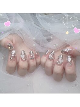 ブリー(Brille)/キラキラネイル