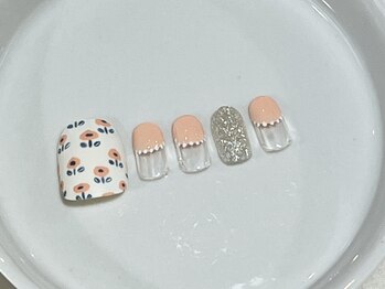 カラ ネイル 中津店(calla nail)/ふんわりガーリーな小花柄。。♪