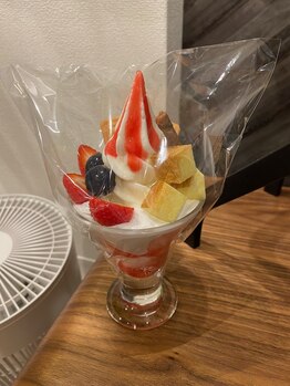 青梅やわらか整体/かっぱ橋で買ったパフェサンプル