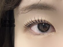 bruni studio 表参道 ブルーニスタジオ【まつ毛パーマ/眉毛/アイブロウ/まつげ】/