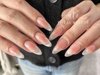 アテ(ate)/大人綺麗めネイル