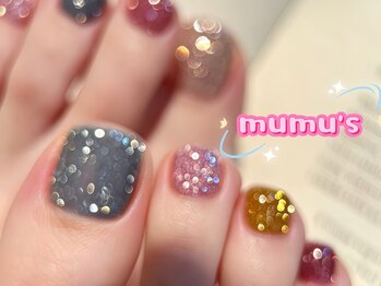 ムムズ 渋谷店(mumu's)の写真/春夏にぴったりのワンカラーも♪モチの良さ×高技術で気分が上がるフットネイルをご提案★初めての方にも◎