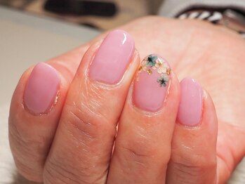 ビューティトリップ(Beauty TRIP)/ドライフラワーネイル