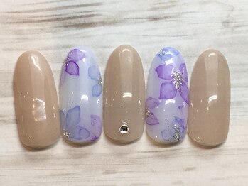 お気軽ビューティエーヴィヒ(Ewig)/9月キャンペーンネイル♪