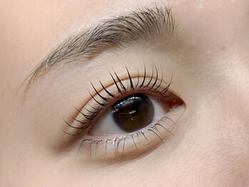 トラスト(Trust)の写真/「本当に似合う」目元をご提案♪高技術で叶える、持ちが良い"上質ナチュラルeye"！